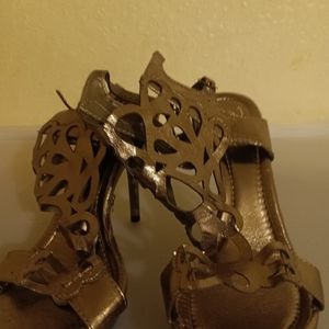 Women's Beyond Sz 8 Heels